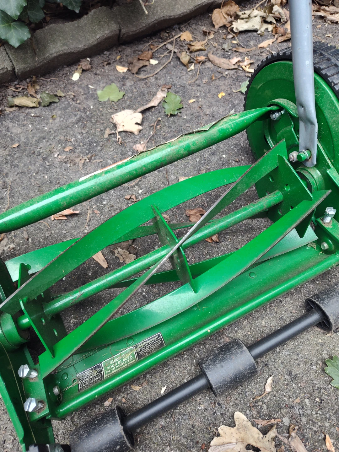 Scotts 14" Manual Reel Lawn Mower - photo 4