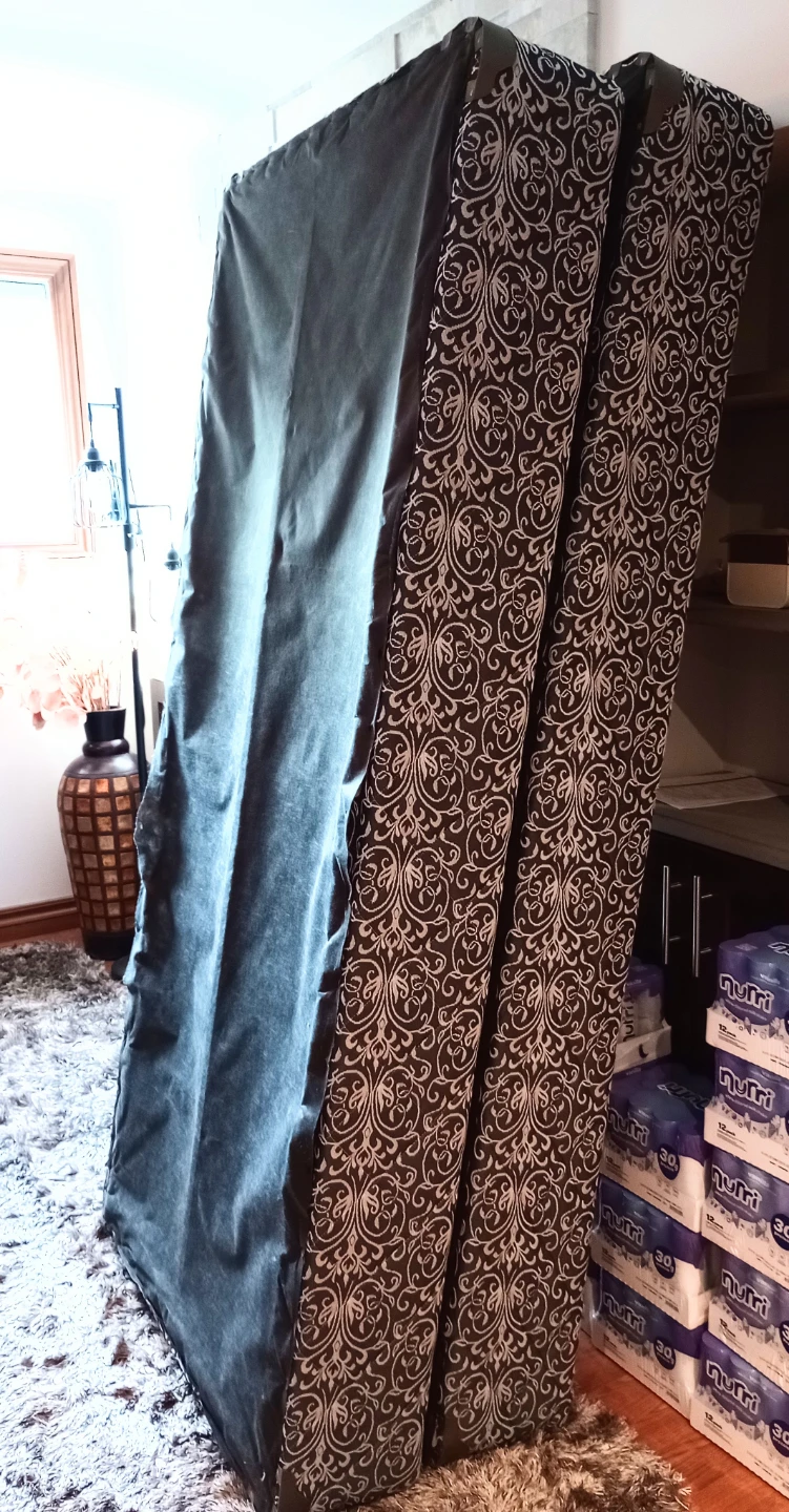 9" Spilt King Box Spring, $50 OBO For Both - photo 4