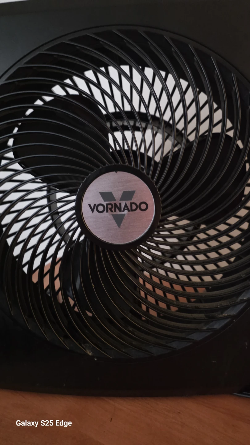 Vornado Air Circulator Fan - photo 2