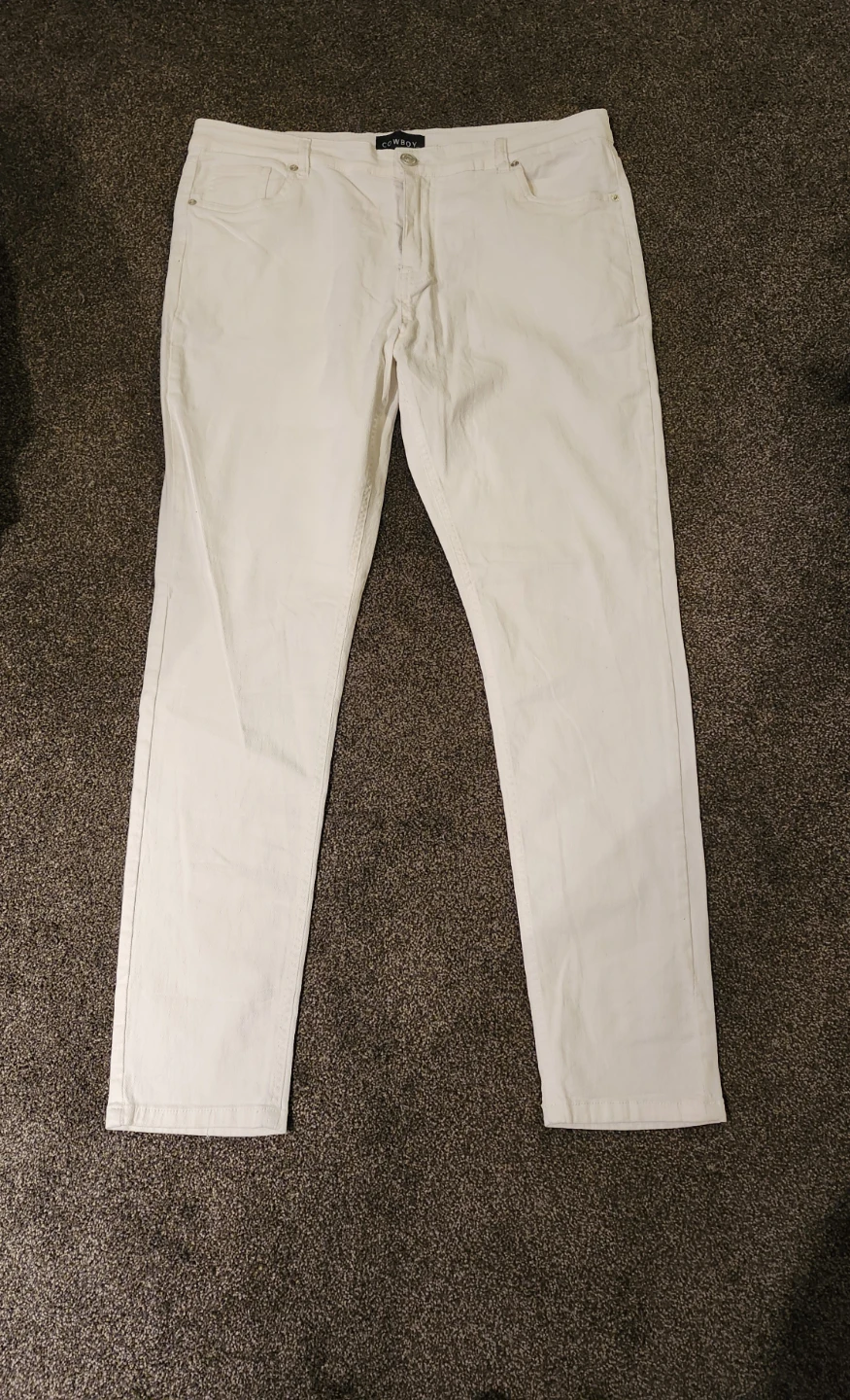 COWBOY White Denim Jeans
