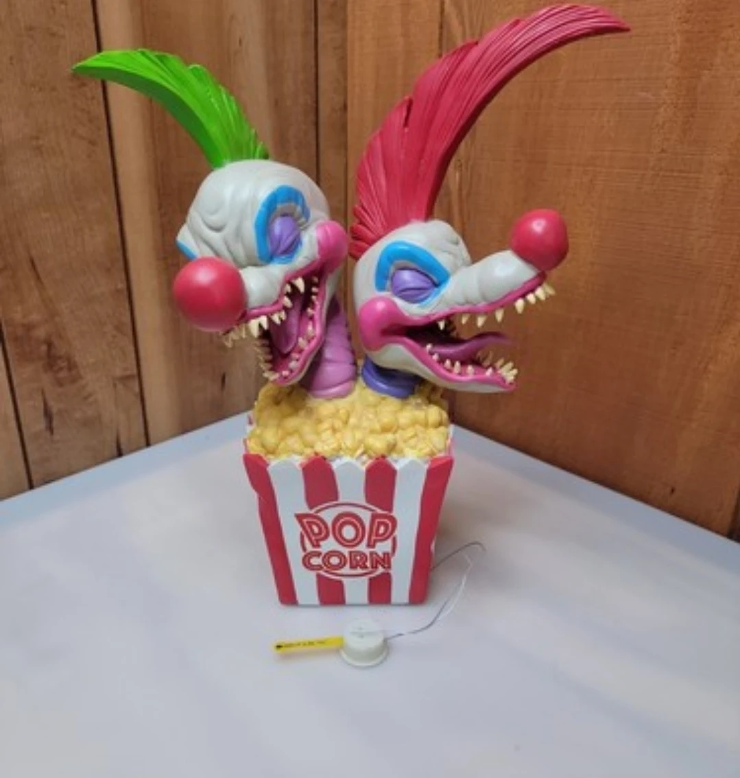 Killer Klowns from Outer Space Popcorn Prop