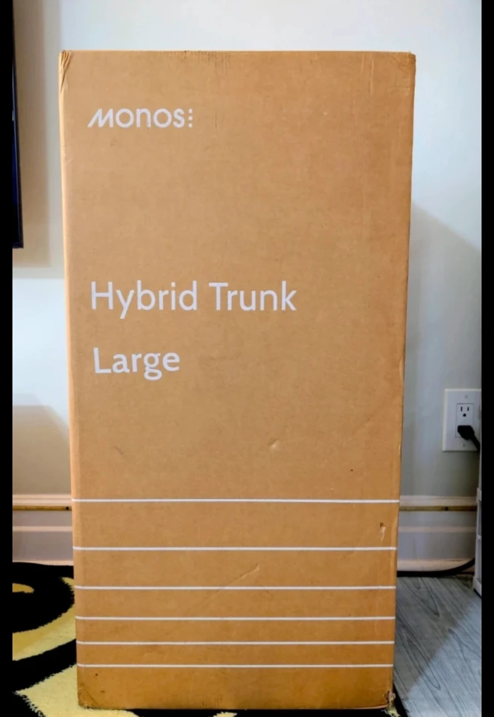MONOS HYBRID TRUNK LARGE CHAMPAGNE COLOR BRAND NEW