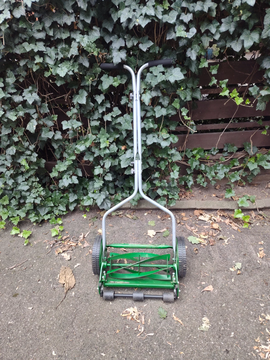 Scotts 14" Manual Reel Lawn Mower