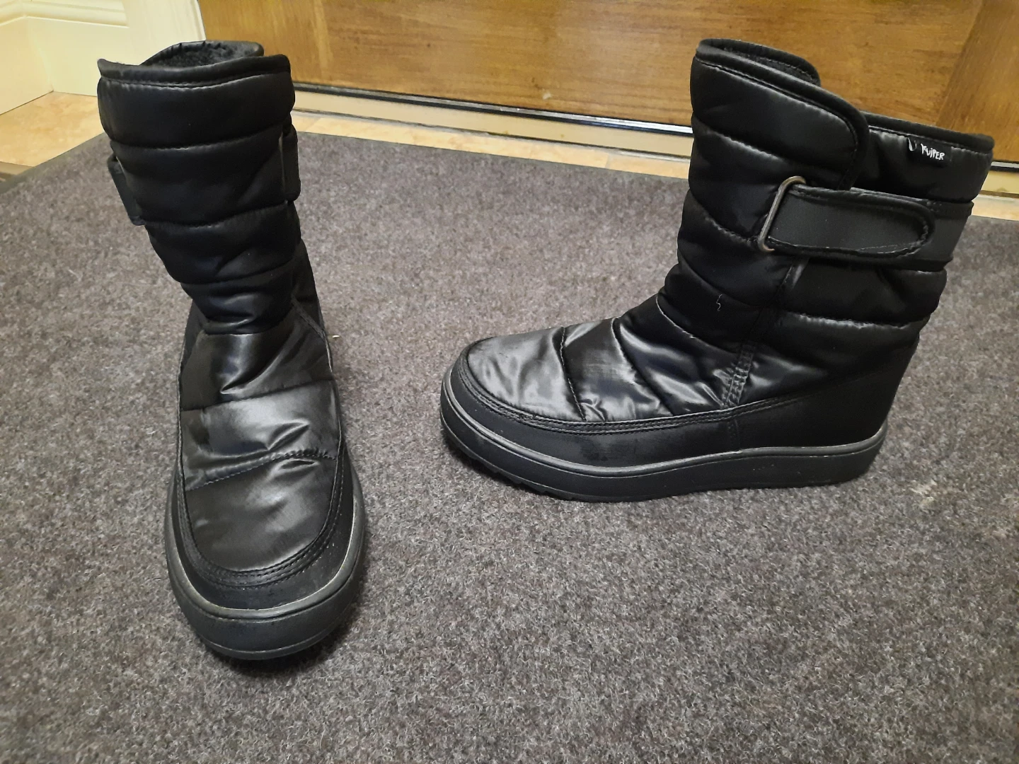 Women's winter boots