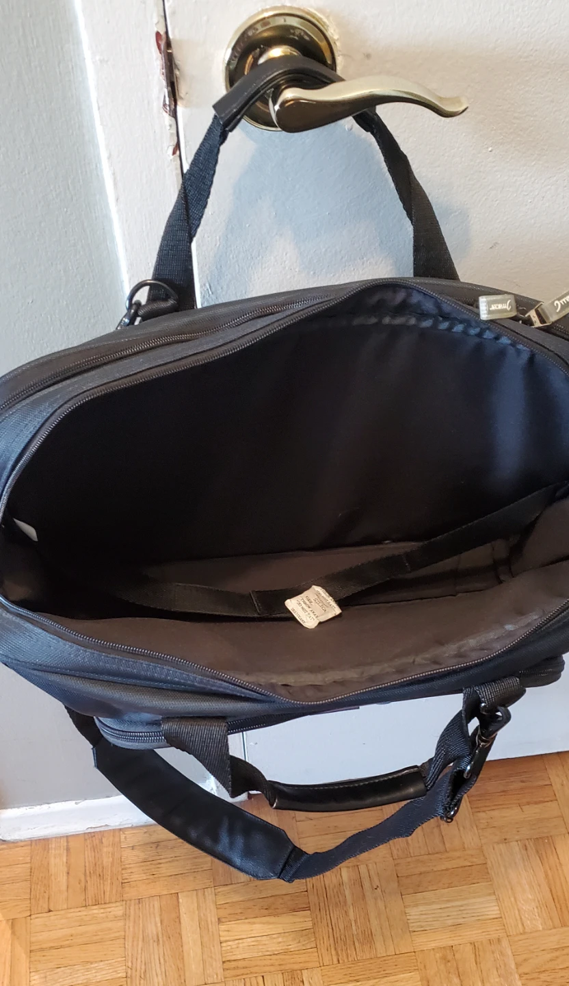 Tracer  Laptop Crossbody Bag  New - photo 4
