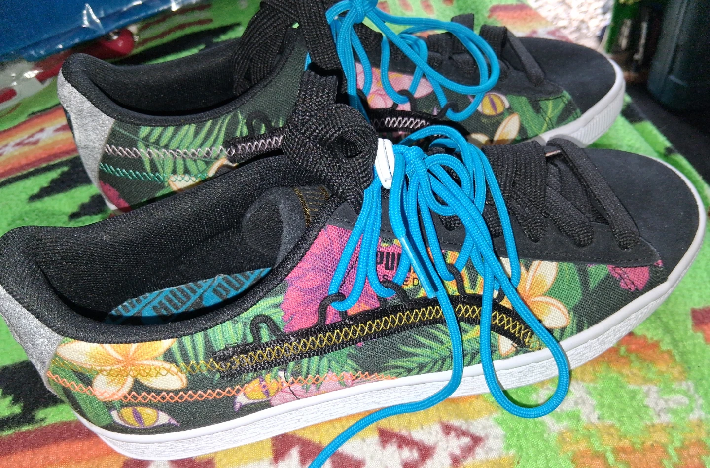 Puma Women's Floral Print Sneakers Size 9 - photo 2