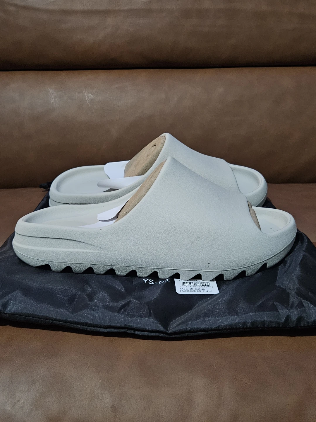 YS-01 Cream Slides Size 10 - photo 3