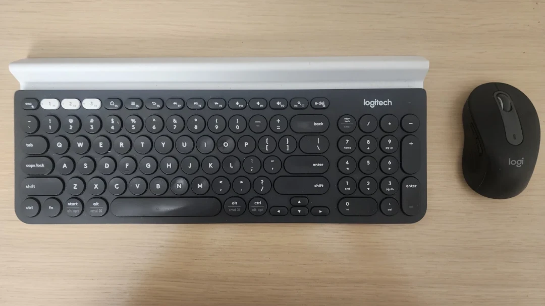 Logitech Wireless Keyboard and Mouse Combo