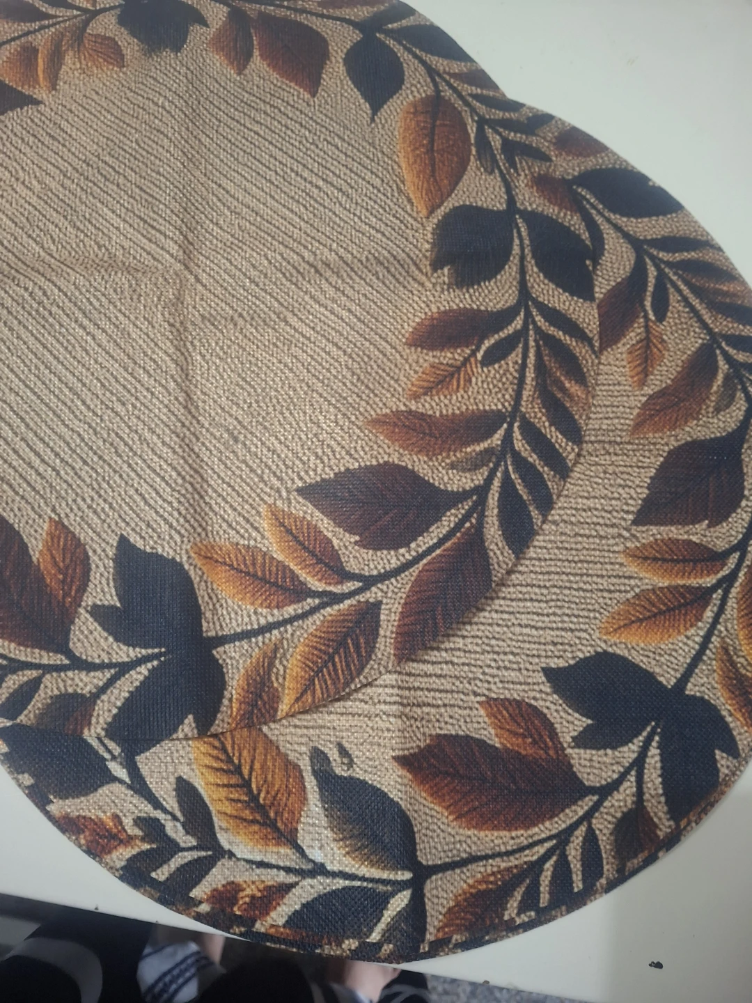 Set of 6 Round Leaf Pattern Placemats - photo 5