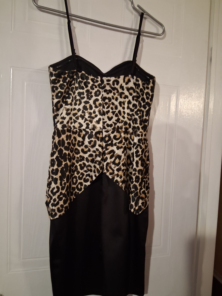 Leopard Print and Black Party Dress - photo 3