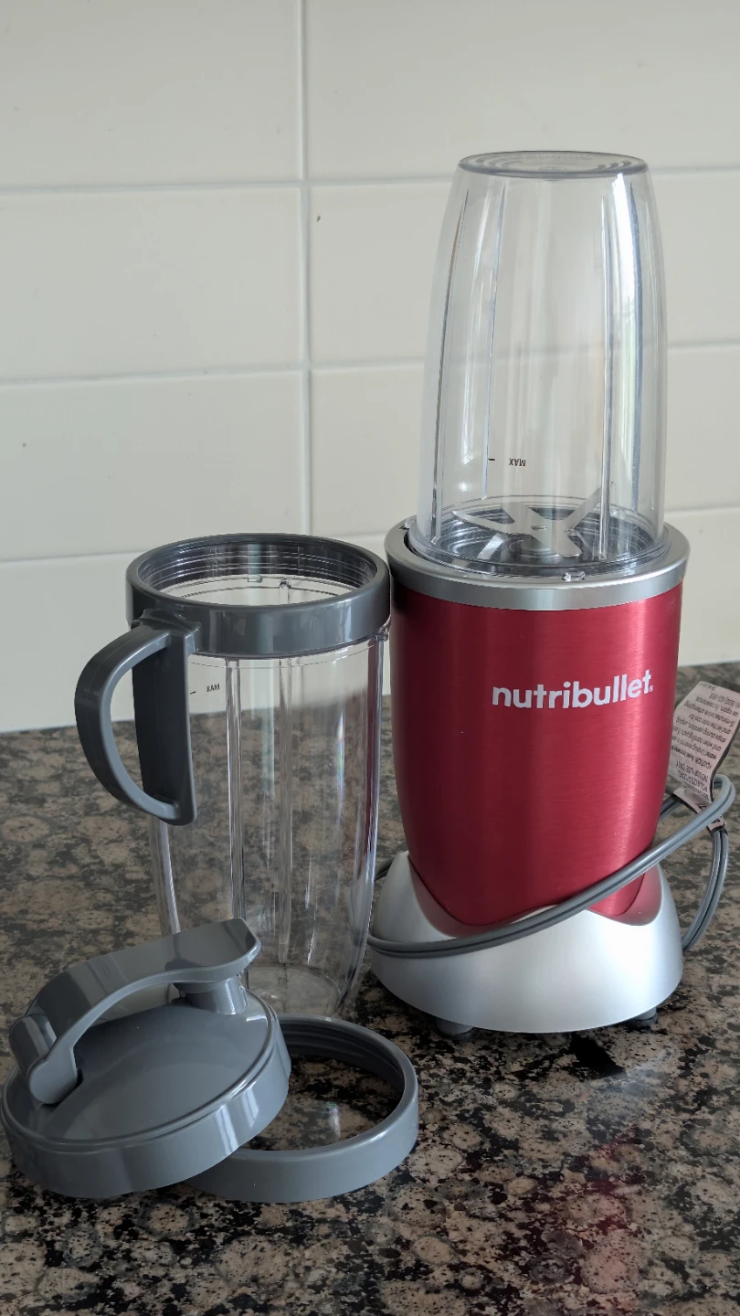 NutriBullet PRO 900W Single Serve Blender (Red)