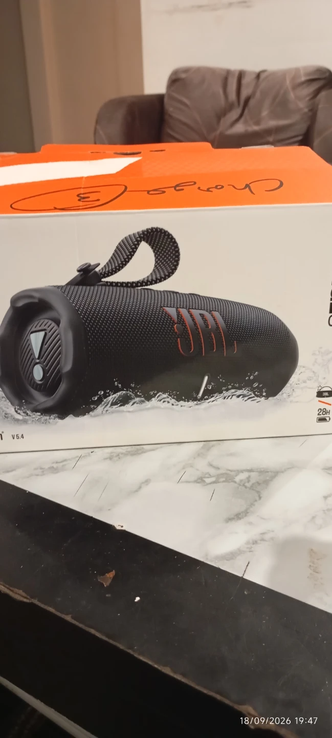 JBL Charge 6 Portable Speaker