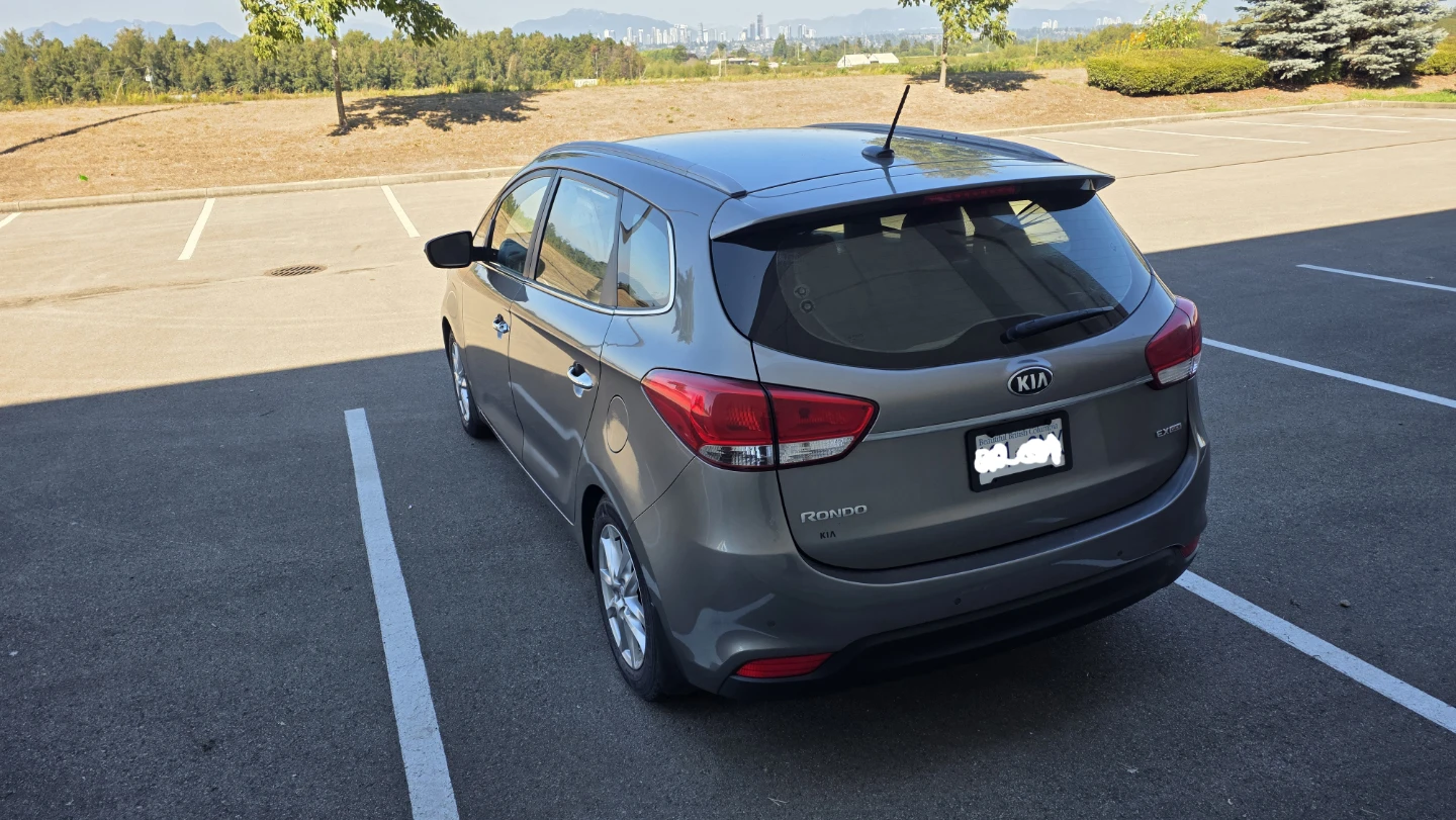 Kia Rondo 2014 Automatic - photo 2