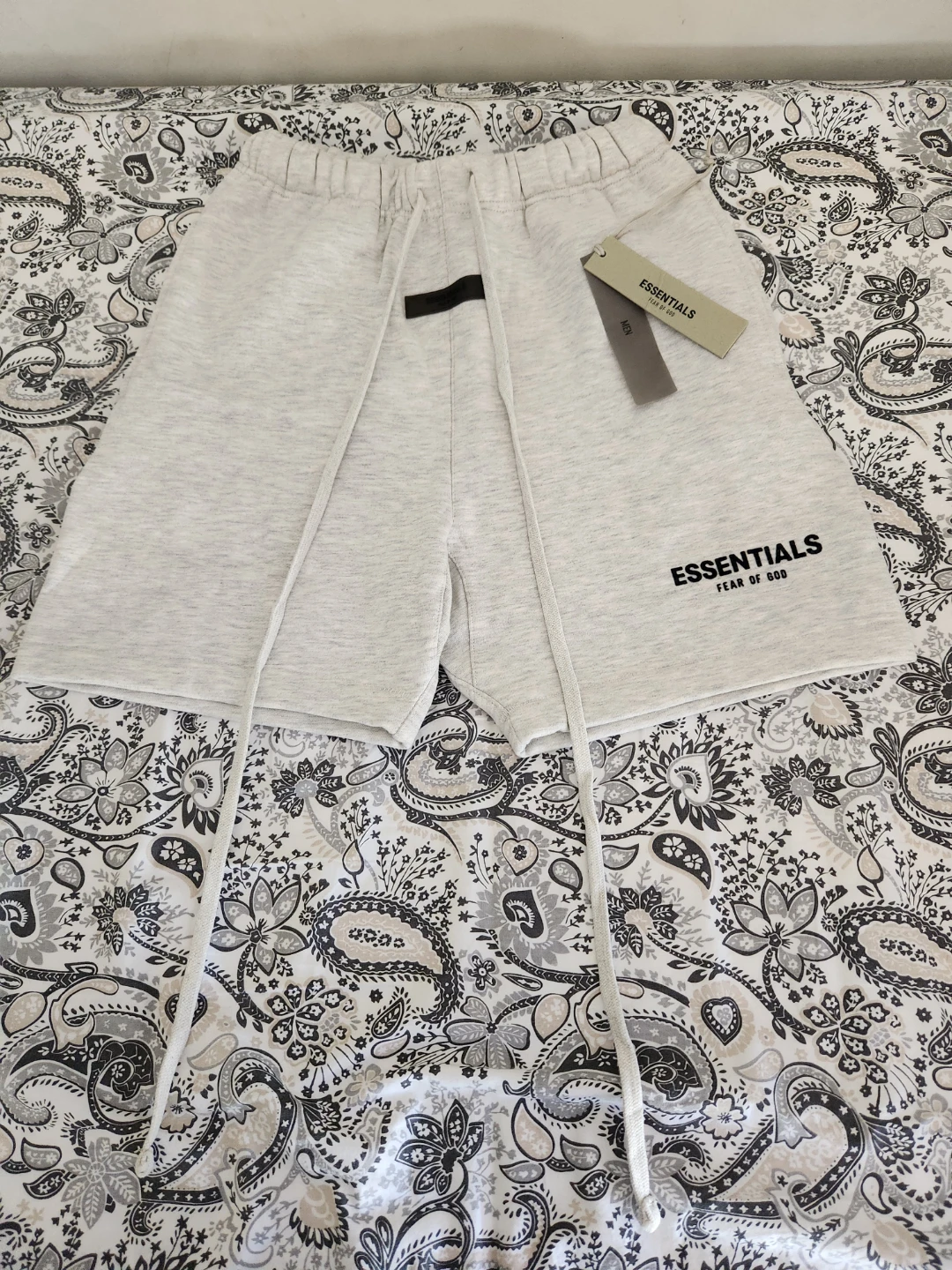 Essentials Fear of God shorts XS