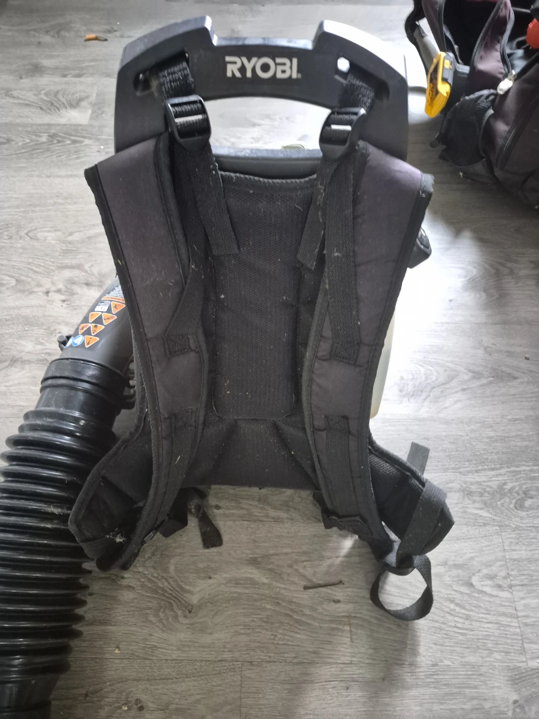 Ryobi BP42 Backpack Leaf Blower - photo 2