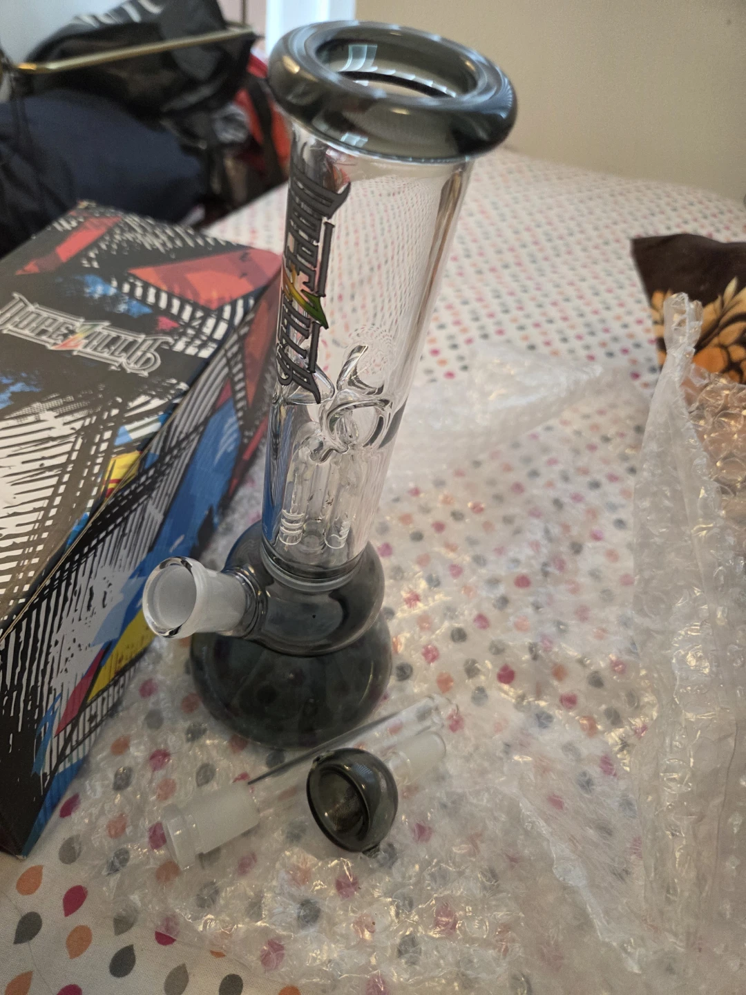 Dopezilla Shicha 9-inch Glass Water Pipe - photo 4