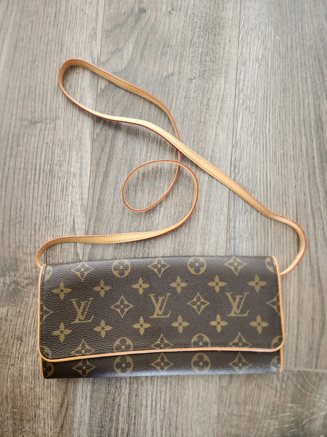 Louis Vuitton Monogram Pochette