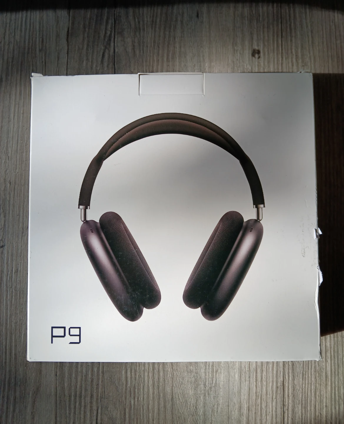 Black P9 Wireless Over-Ear Headphones