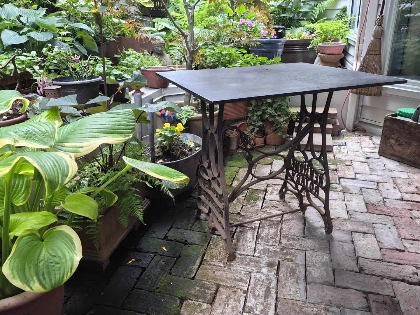 Vintage Sewing Machine Base Table and Two Metal Chairs - photo 5