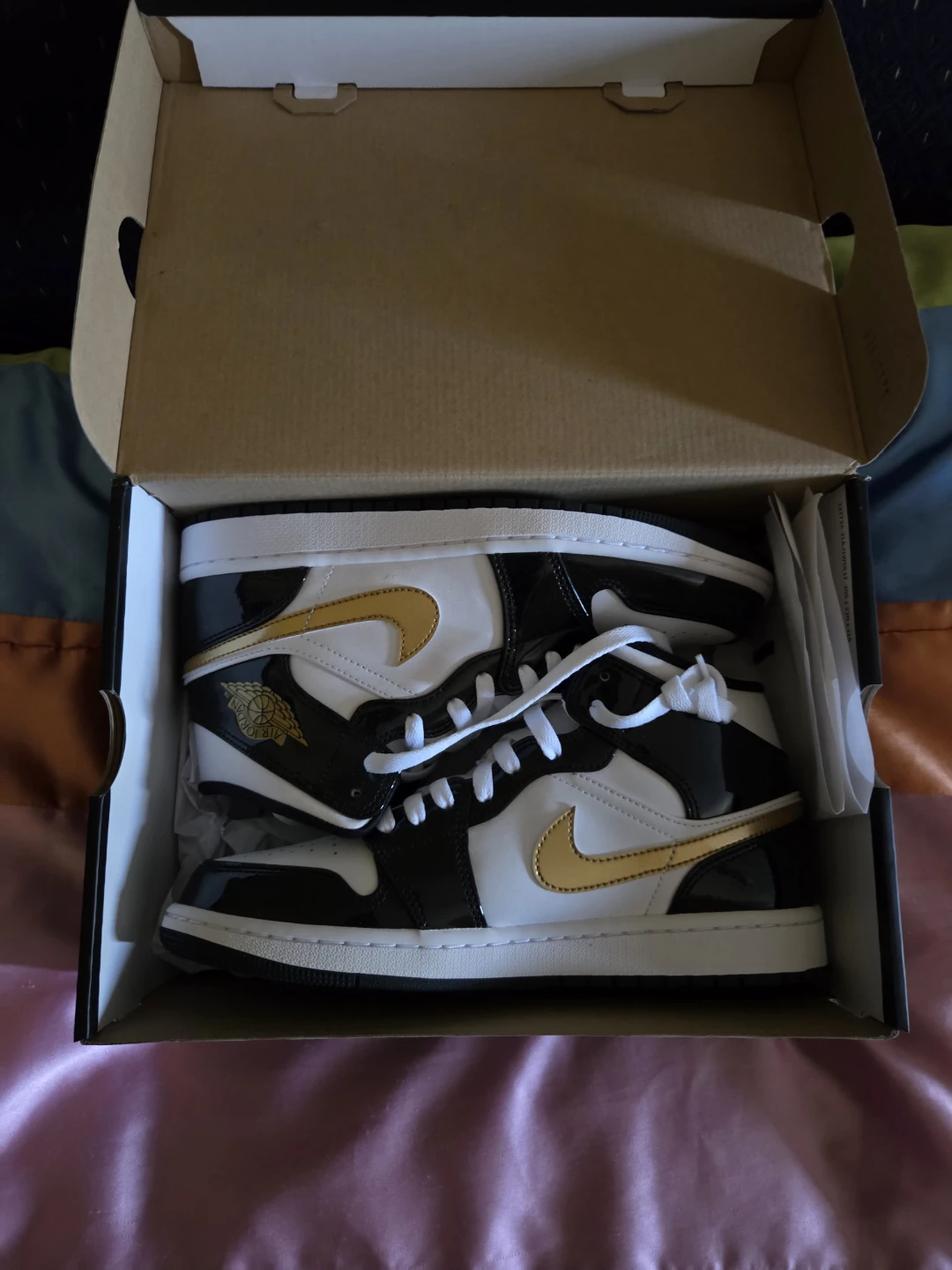 Air Jordan 1 Mid White Black Gold - photo 2