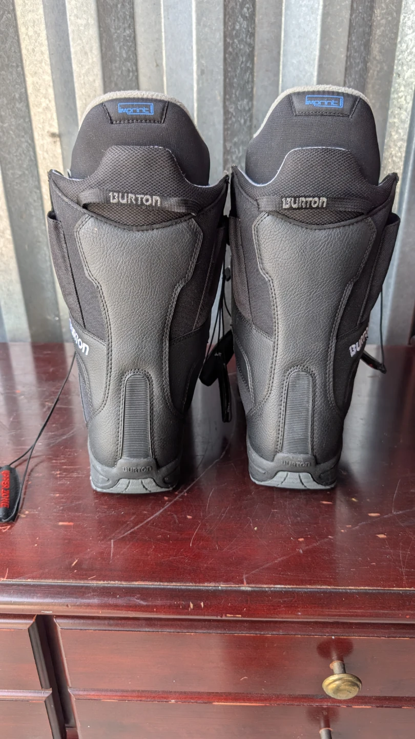 Burton Moto Snowboard Boots Men's Size 8 - photo 2