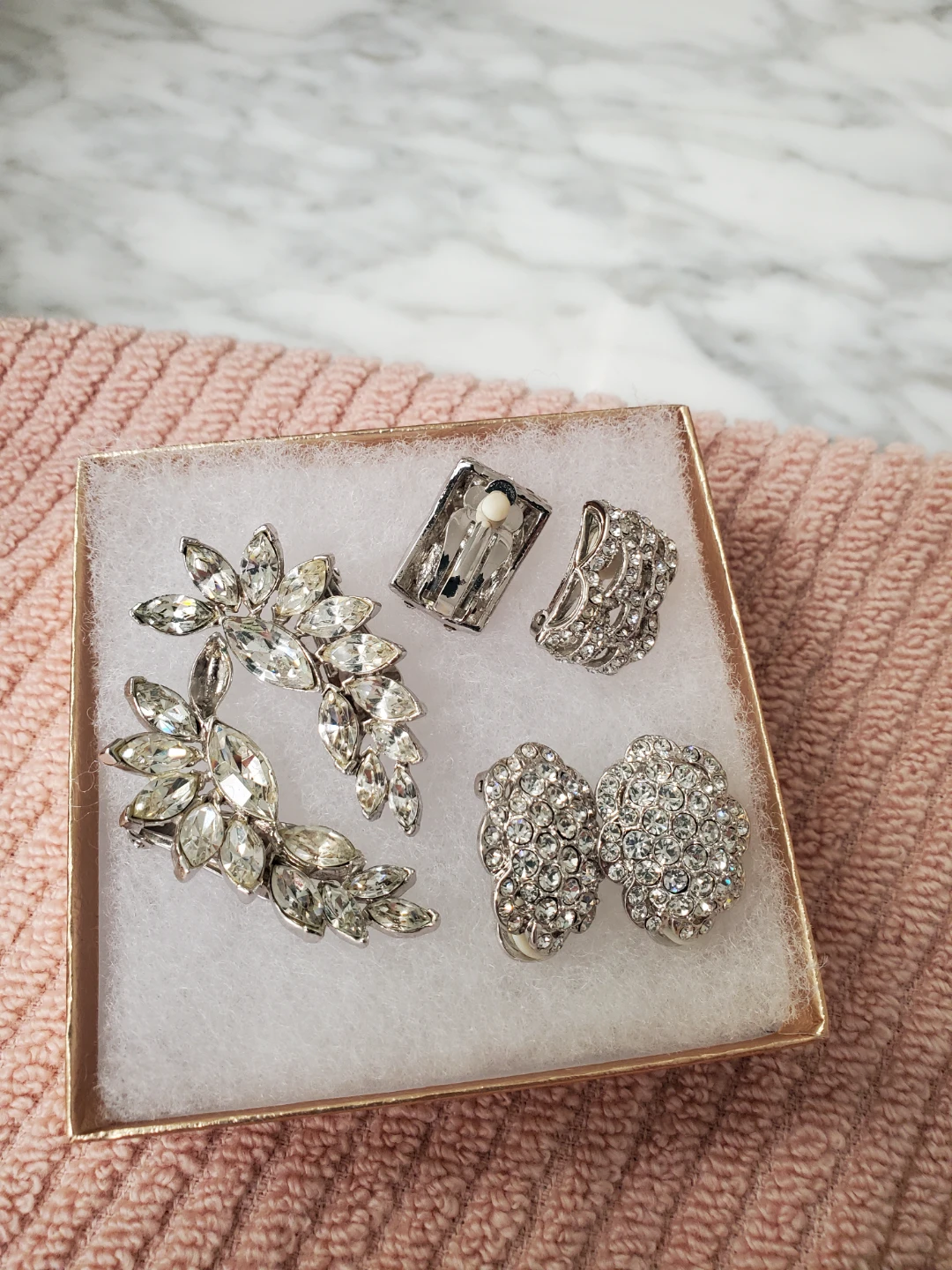 Vintage Rhinestone Clip-on Earrings Set - photo 2