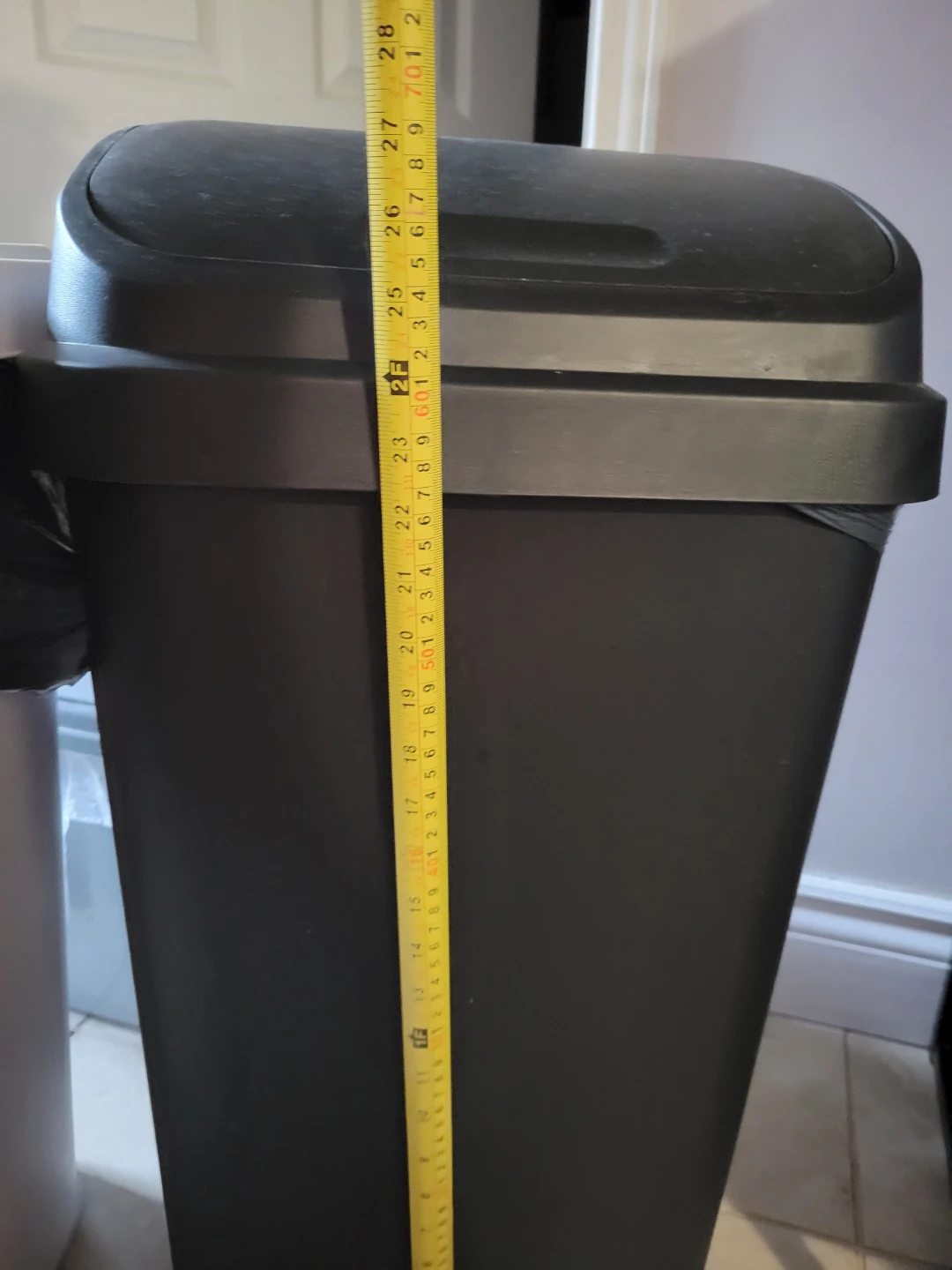 $10 each 13 gallon Trash Can - photo 2