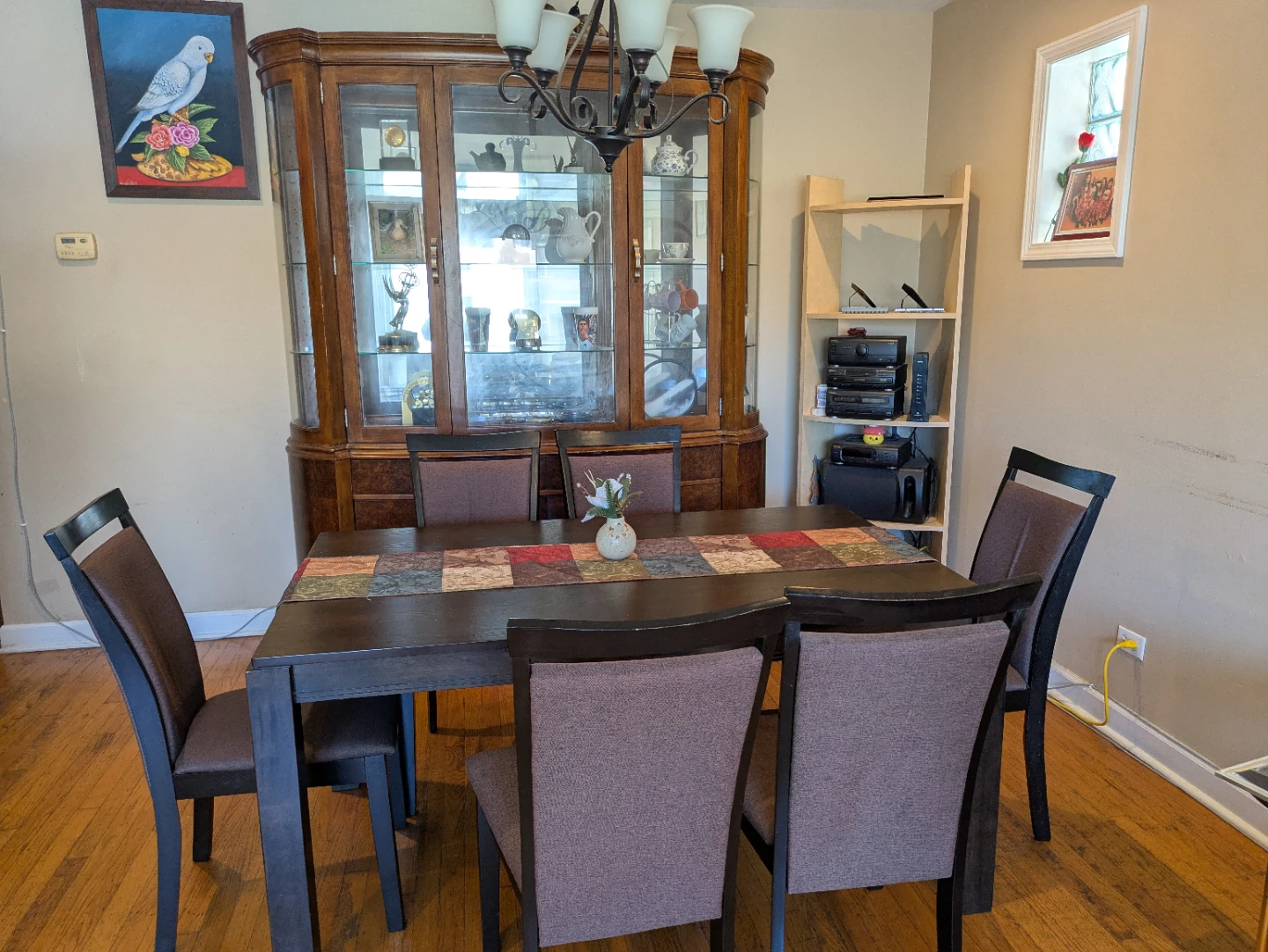 Hutch China w/ dining room table,6 chairs  excellent condition.