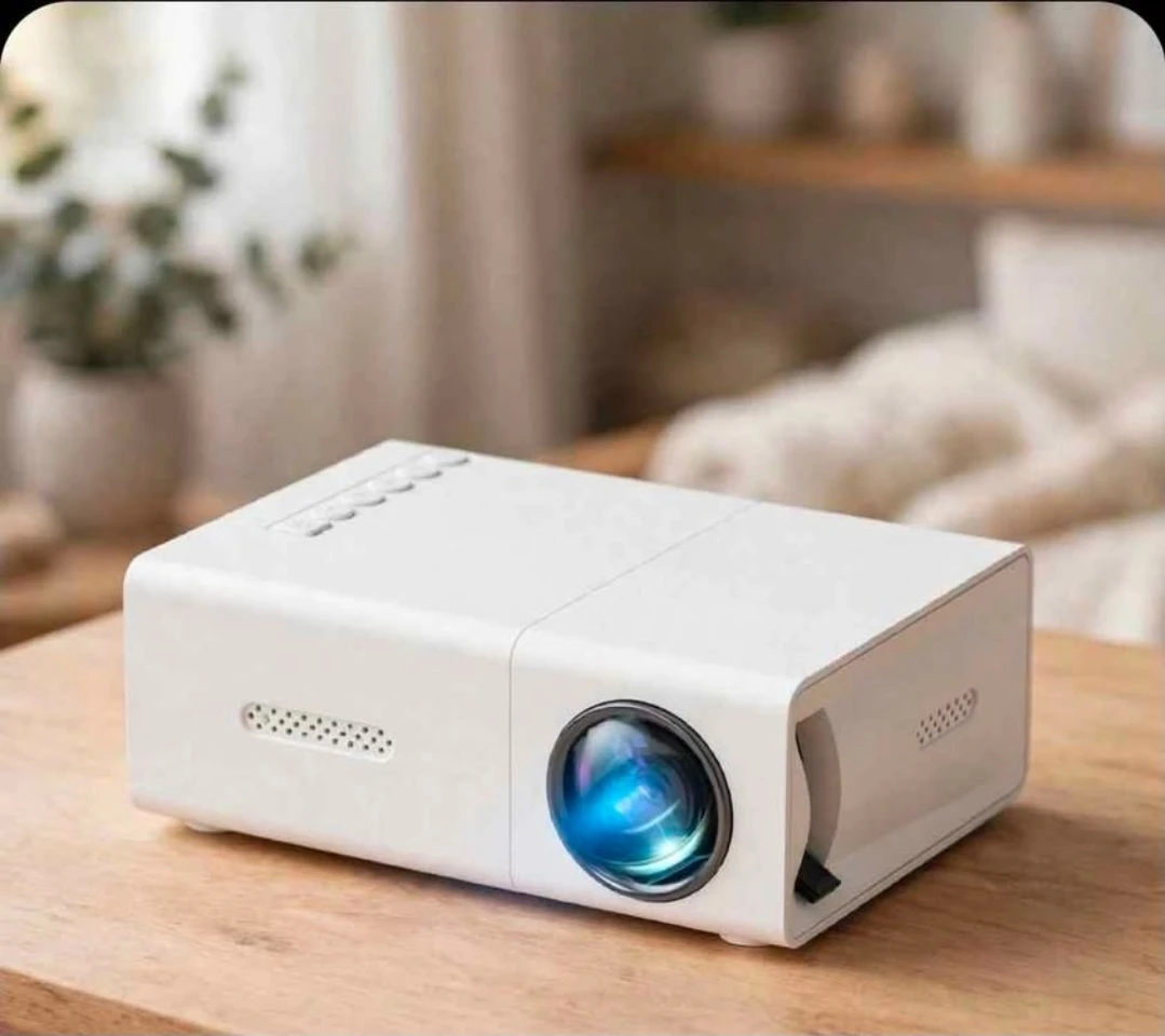 Portable White Mini Projector