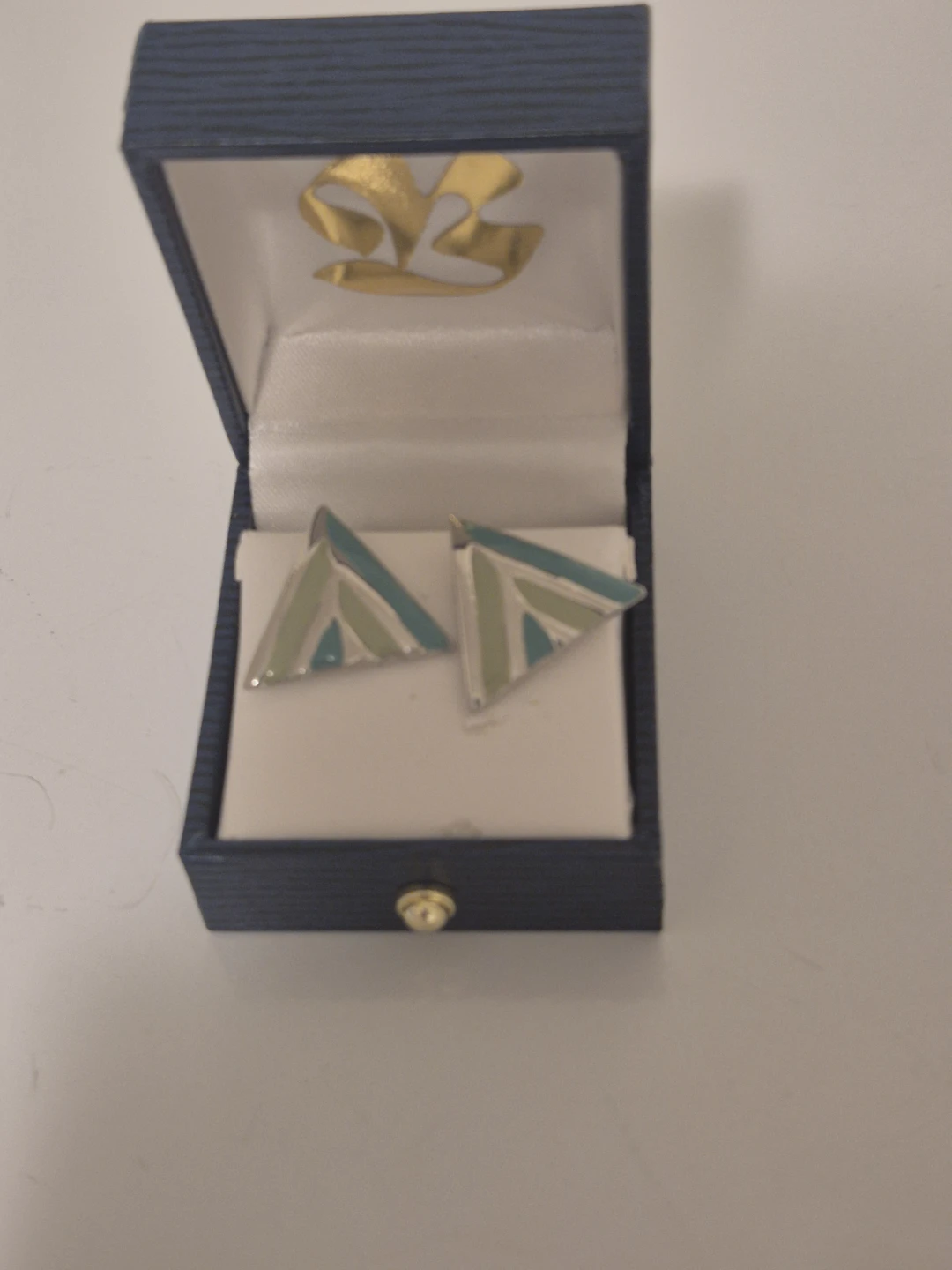 Triangle Enamel Stud Earrings 🏈 - photo 4