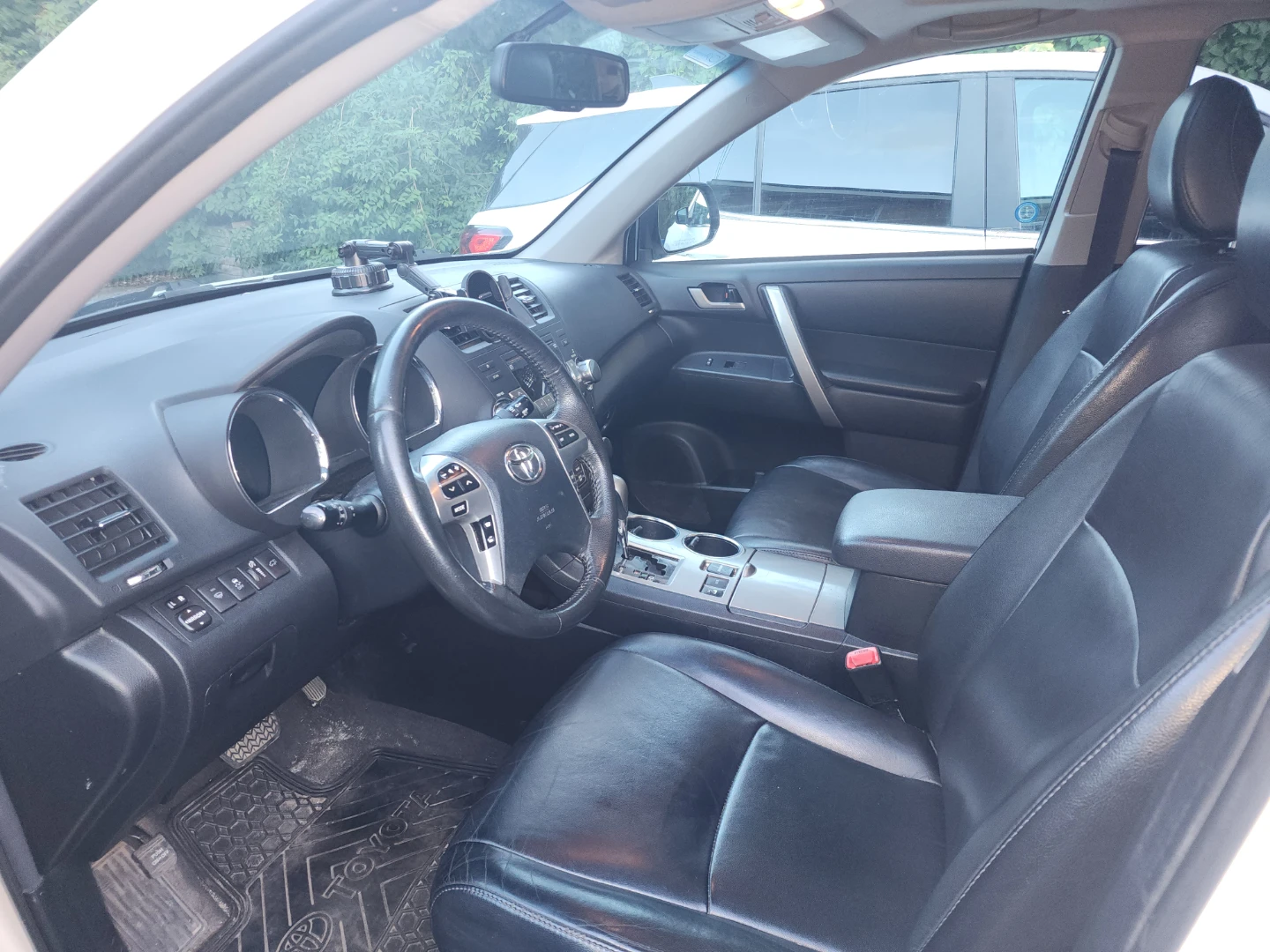 Toyota Highlander 2013/14 - photo 2