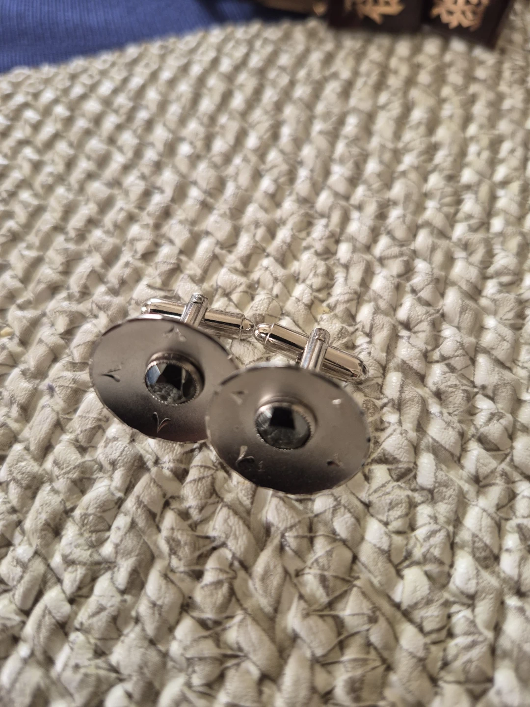 Silver-Tone Circular Cufflinks - photo 4