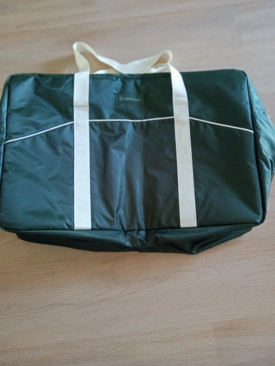 New insulated cooler bag $20.sz L23 W17.