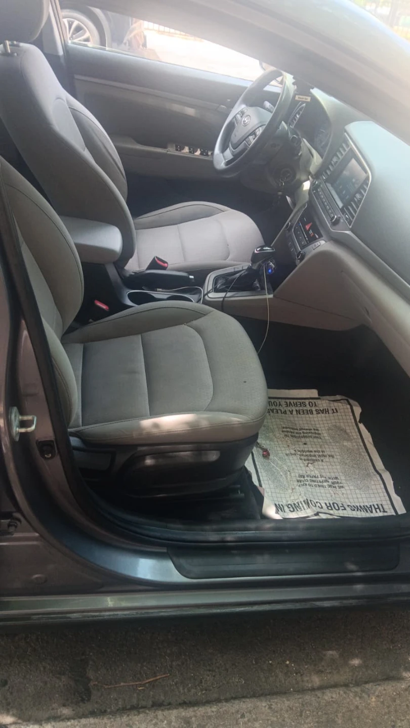 Hyundai Elantra Sedan - photo 5