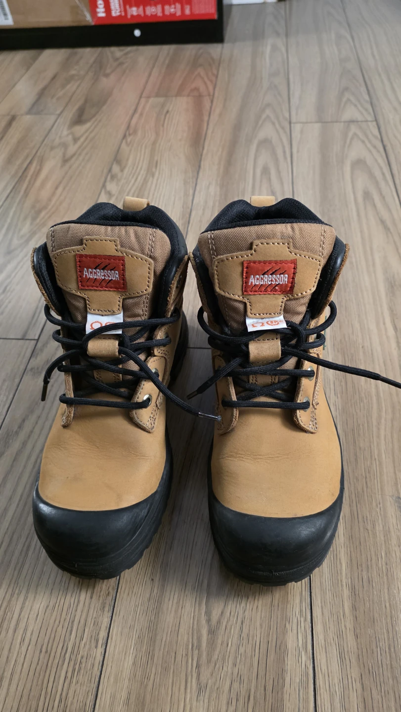 Aggressor Safety Work Boots Size 8