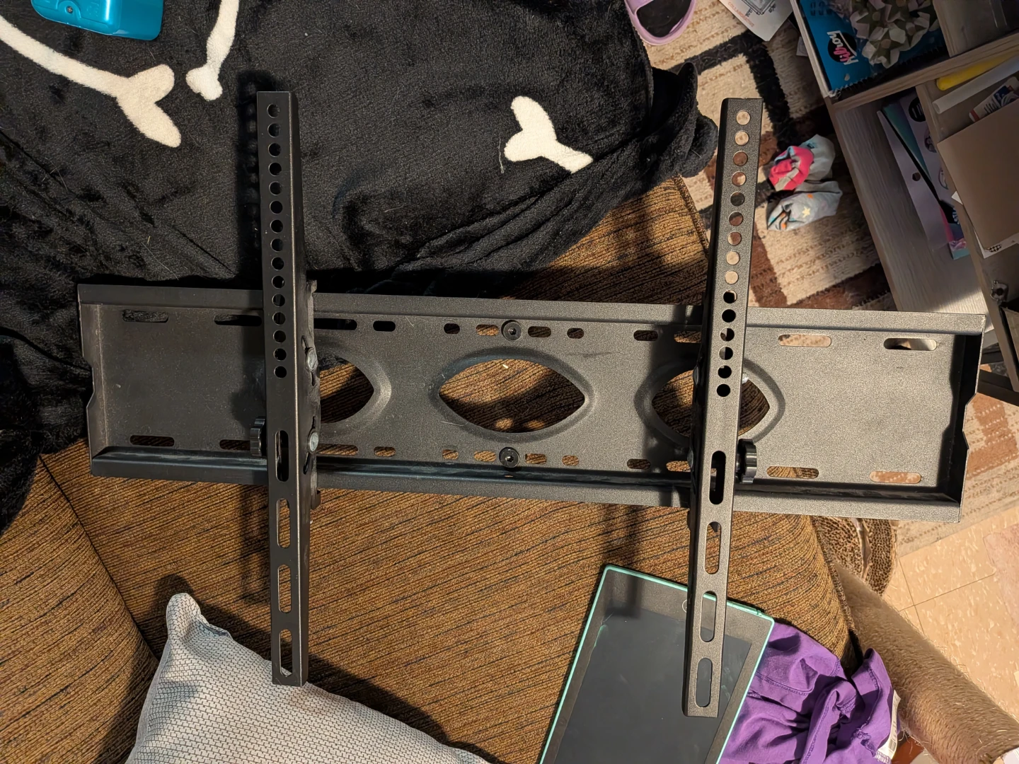 Universal Wall Mount for TV
