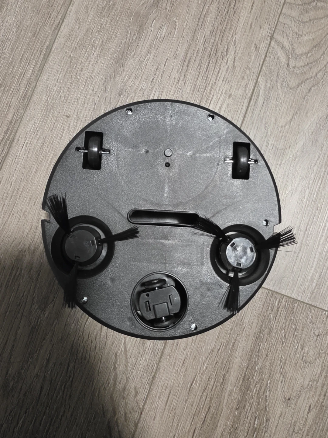 Black Robot Vacuum Cleaner - photo 2