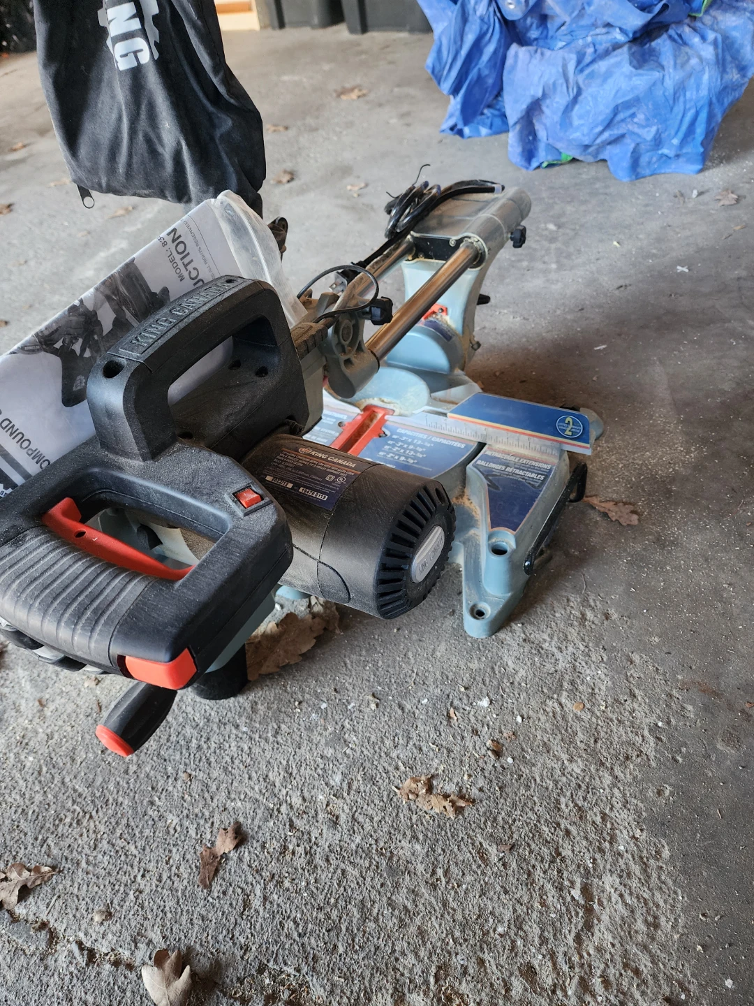 King Canada 10 inch Sliding Compound Miter Saw - photo 3