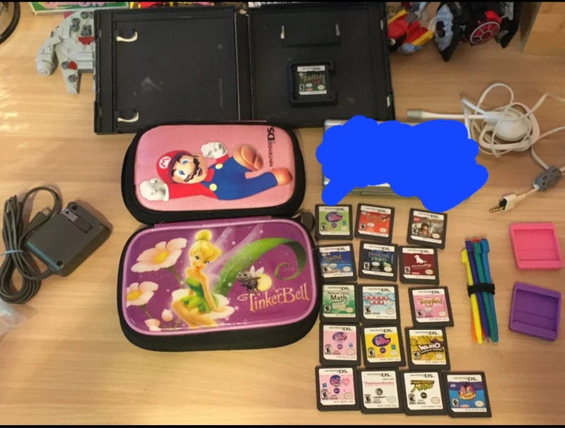 Nintendo DS Console Bundle with 17 Games and Case
