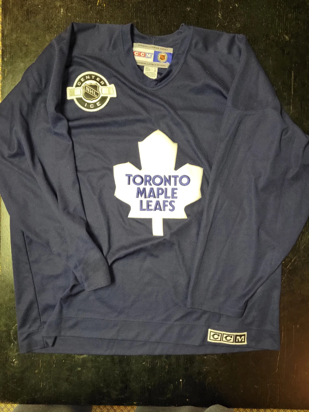 Toronto Maple Leafs XL hockey sweater 70's Classic logo