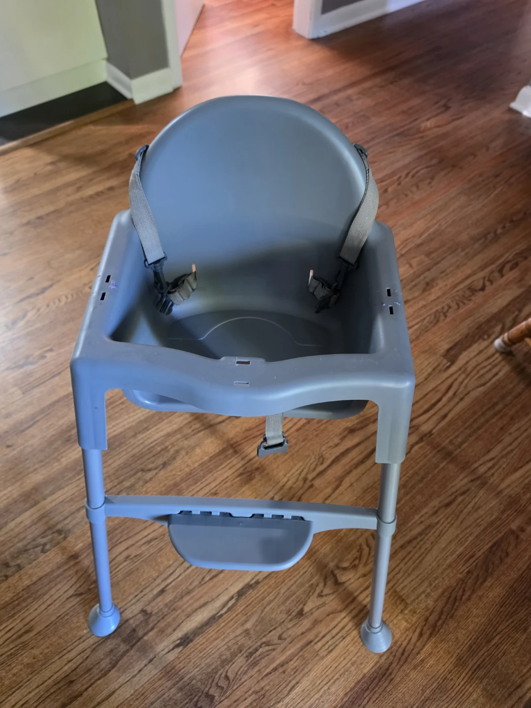 Grey High Chair - photo 2