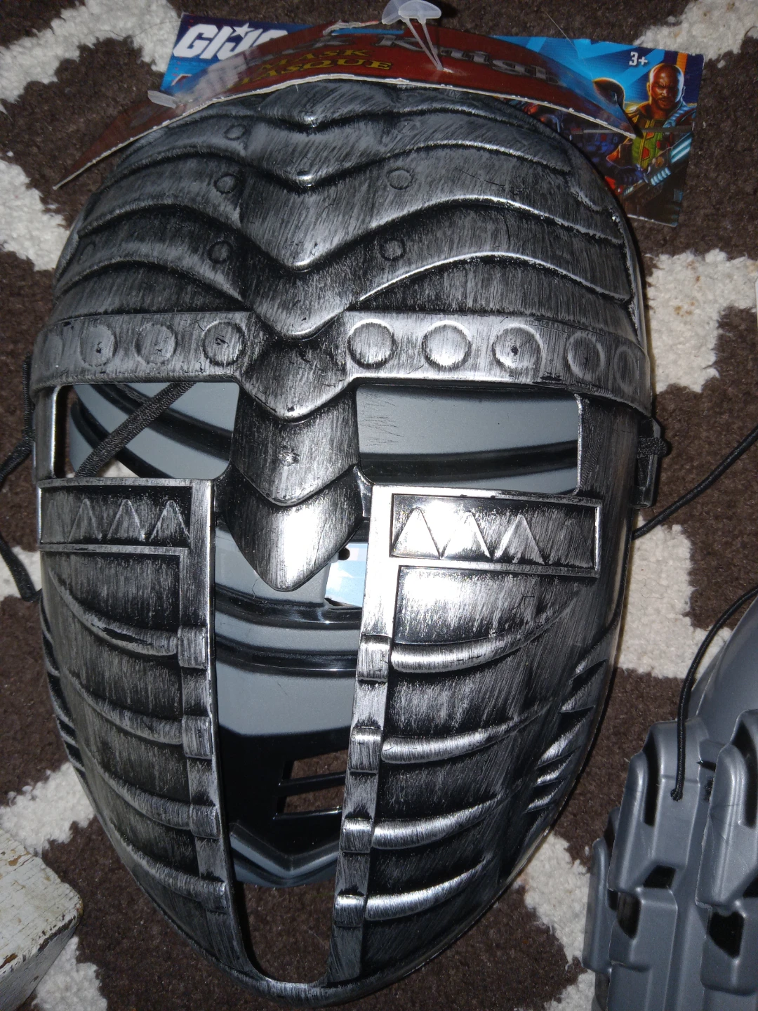 Set of 4 Character Masks - photo 2