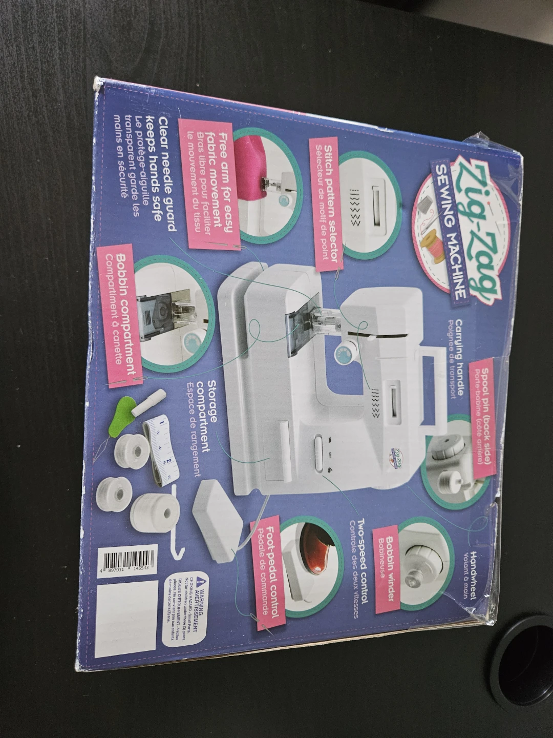 Compact Travel Zig Zag  sewing machine by MasterMind Toys. - photo 2