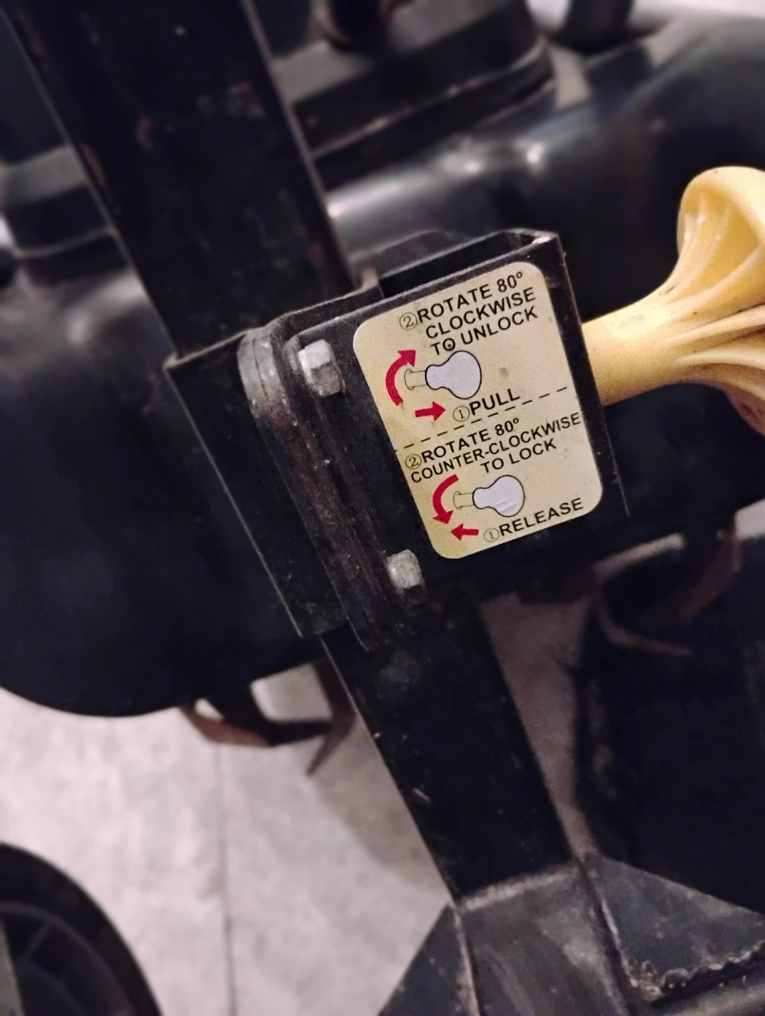 Yardworks 8 Amp Electric Tiller - photo 4
