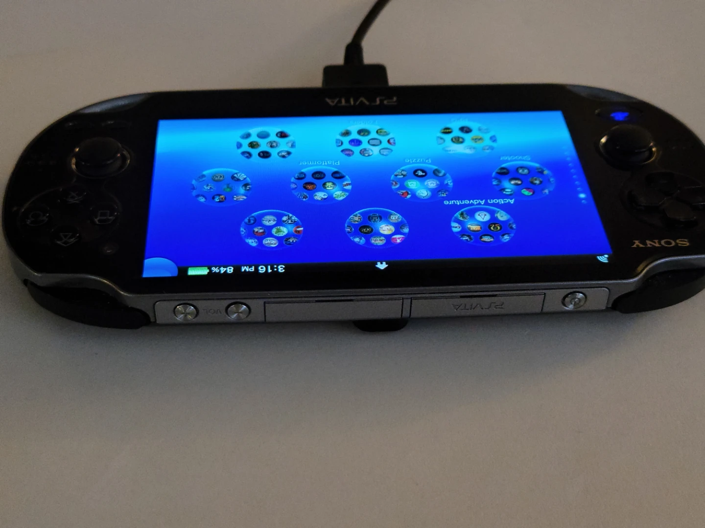 Sony PlayStation Vita PCH-1001 Handheld Console - photo 2