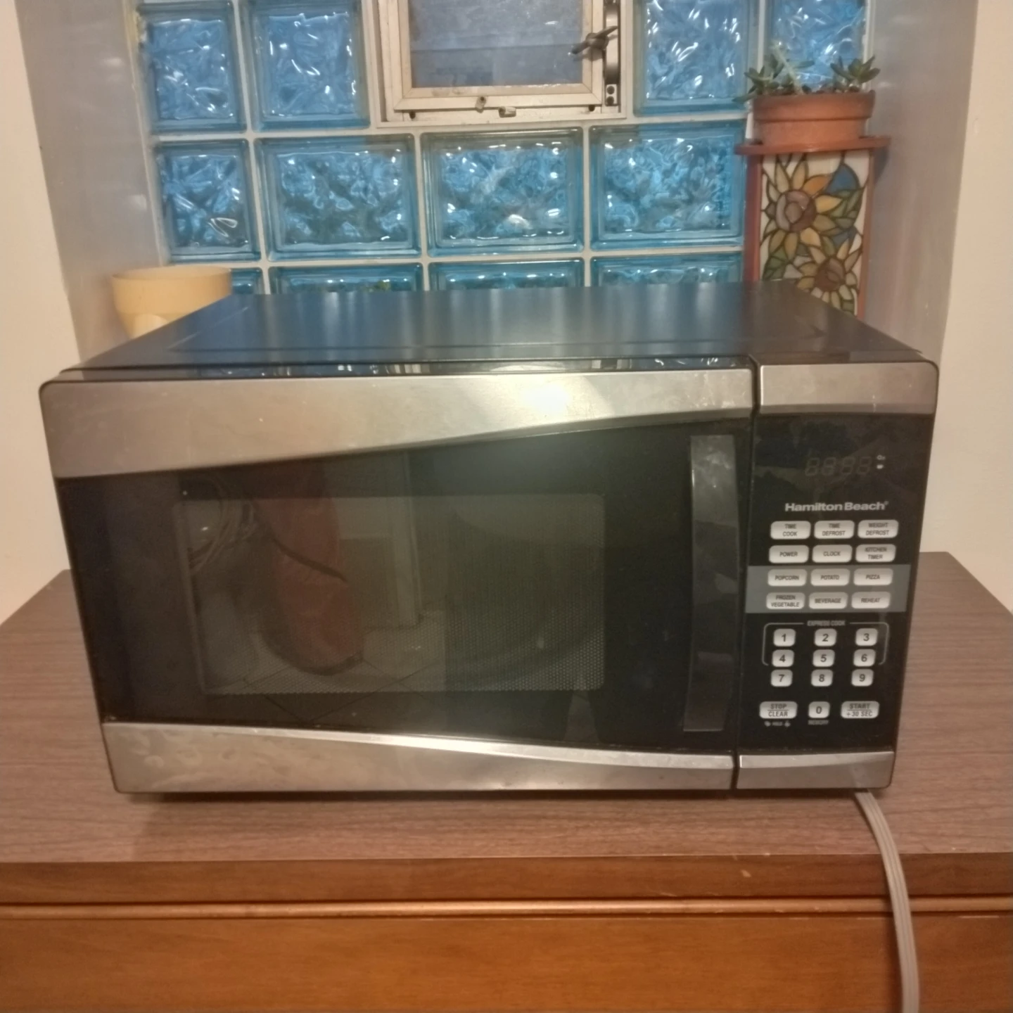 Microwave - photo 2