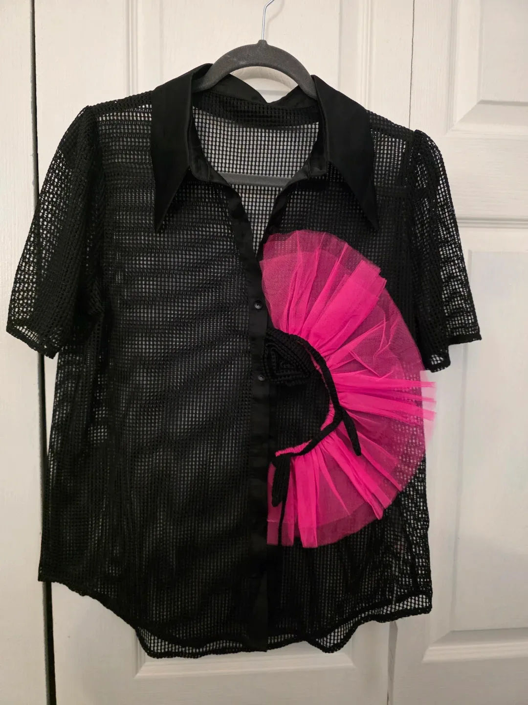 La'Ros Black Mesh Top with Pink Tulle Detail