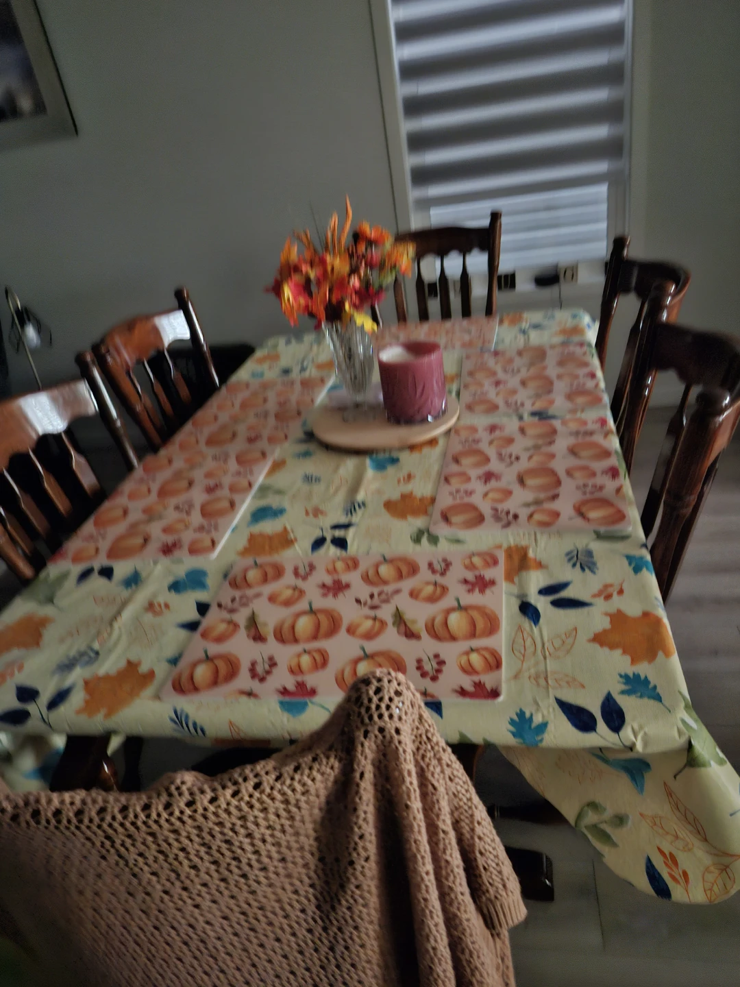 7 piece hardwood table set