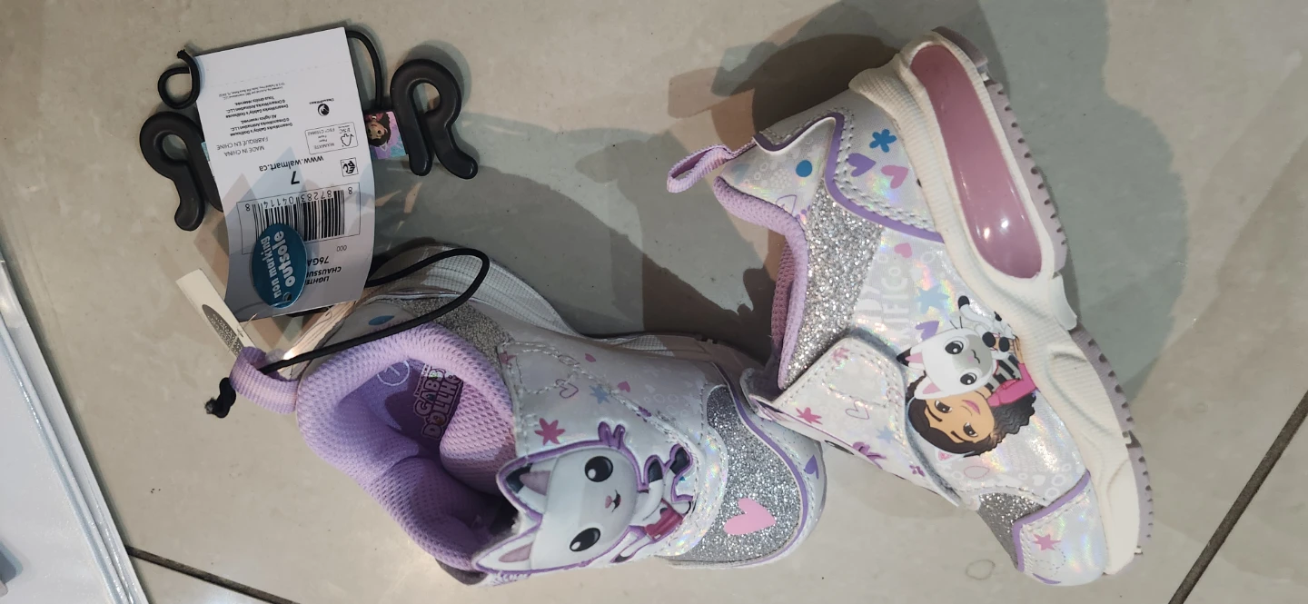Girls' Light-Up Shoes Size 7 - photo 3