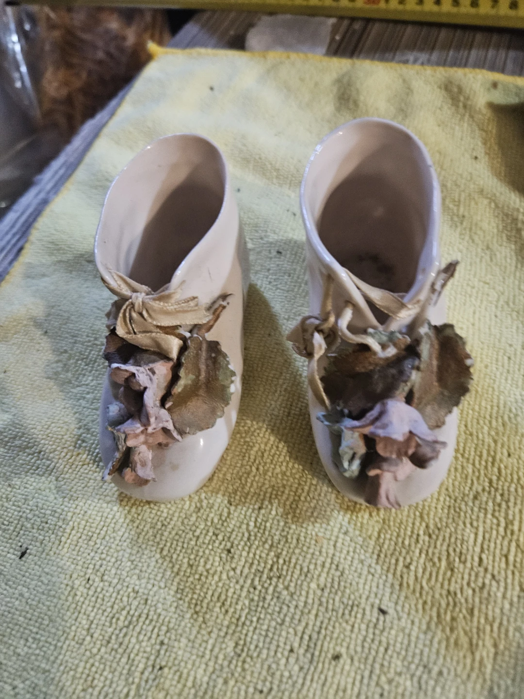 Vintage Ceramic Decorative Shoes - photo 2